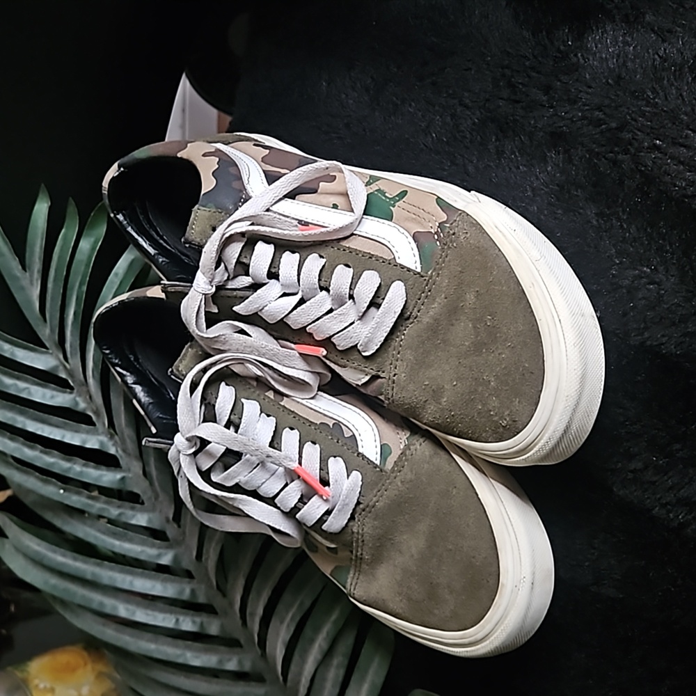 Men's Camo Vans- Suede